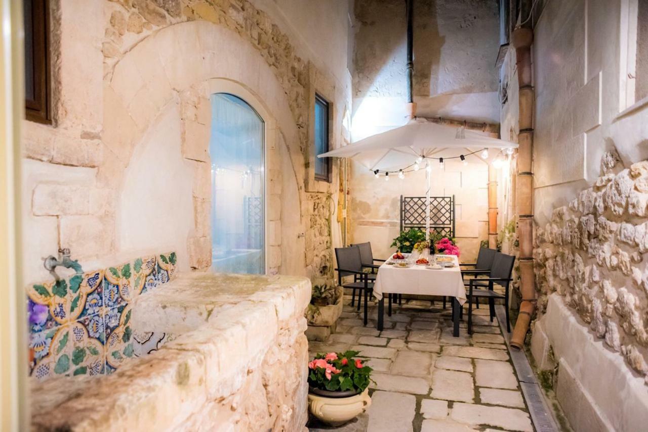 Ortigia Ancient House Apartment Syracuse Ngoại thất bức ảnh