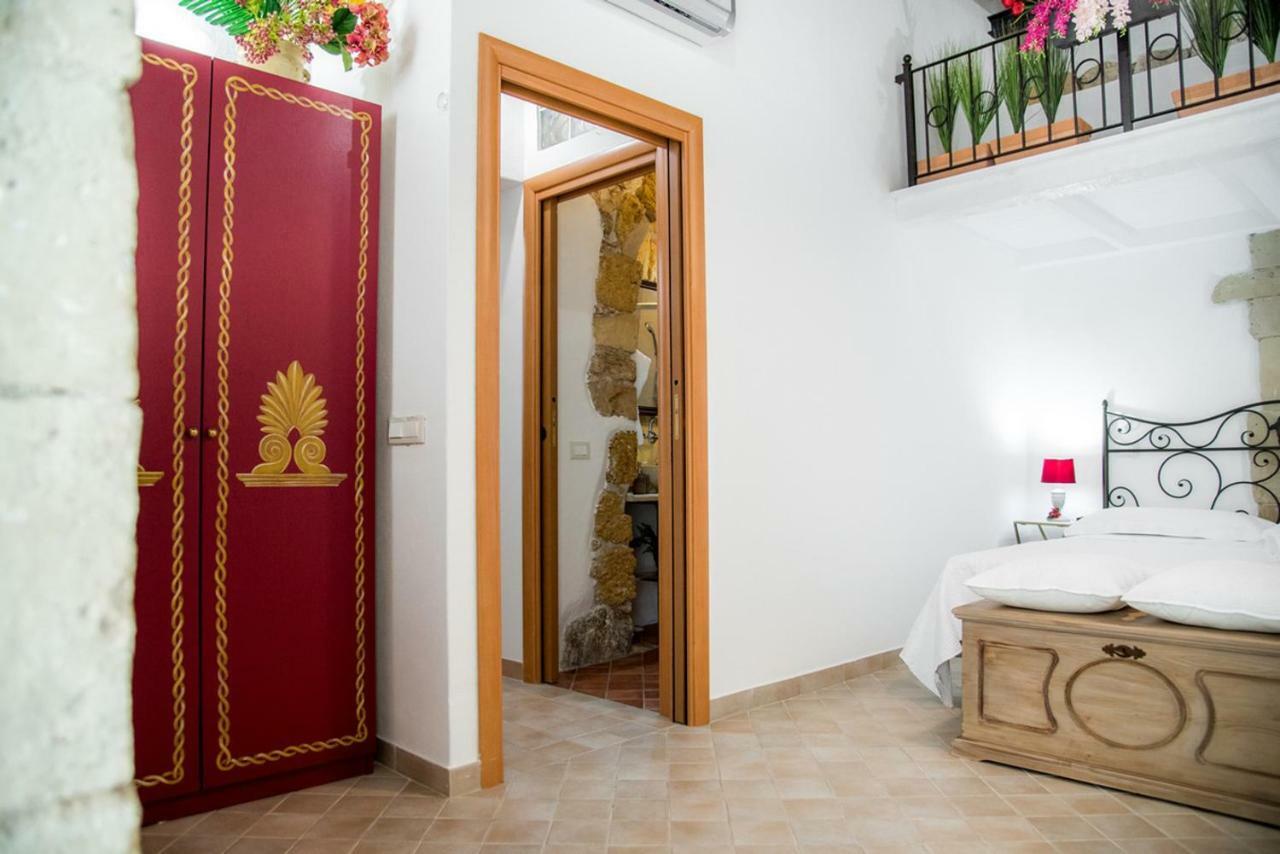 Ortigia Ancient House Apartment Syracuse Ngoại thất bức ảnh